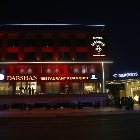Hotel Diamond 26 Surat Luaran gambar
