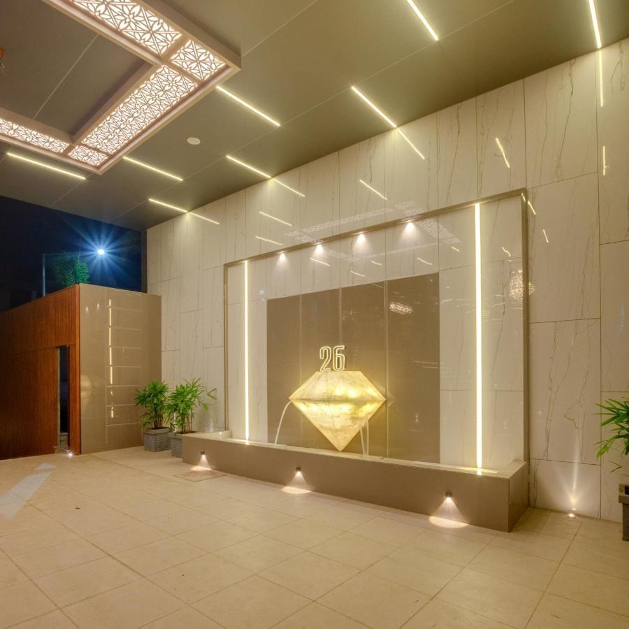 Hotel Diamond 26 Surat Luaran gambar